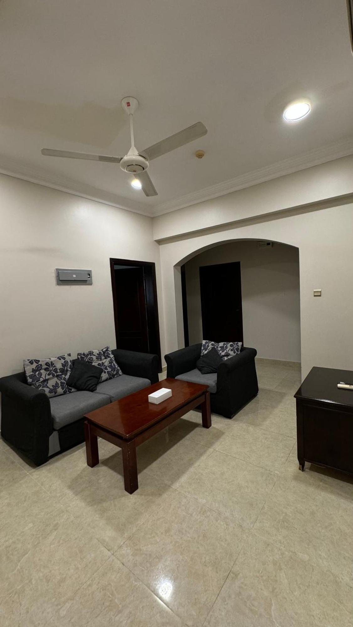 Gulf Crown Hotel Apartment 세브 외부 사진