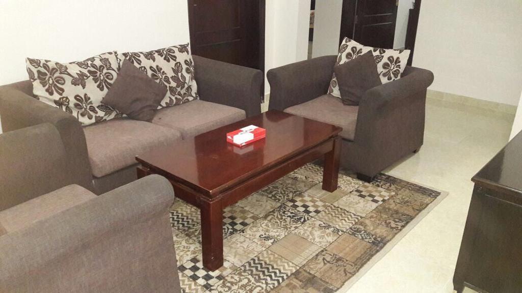 Gulf Crown Hotel Apartment 세브 외부 사진